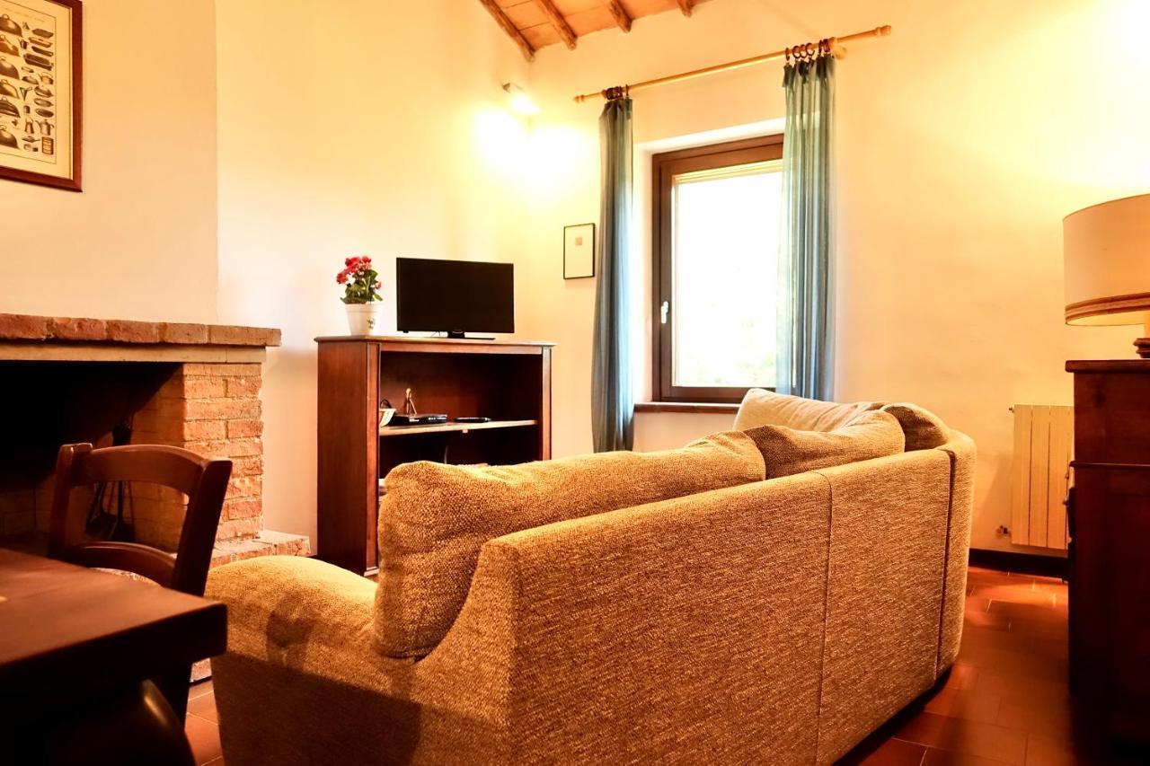 Agriturismo Montioni Apartment Совичиле Екстериор снимка