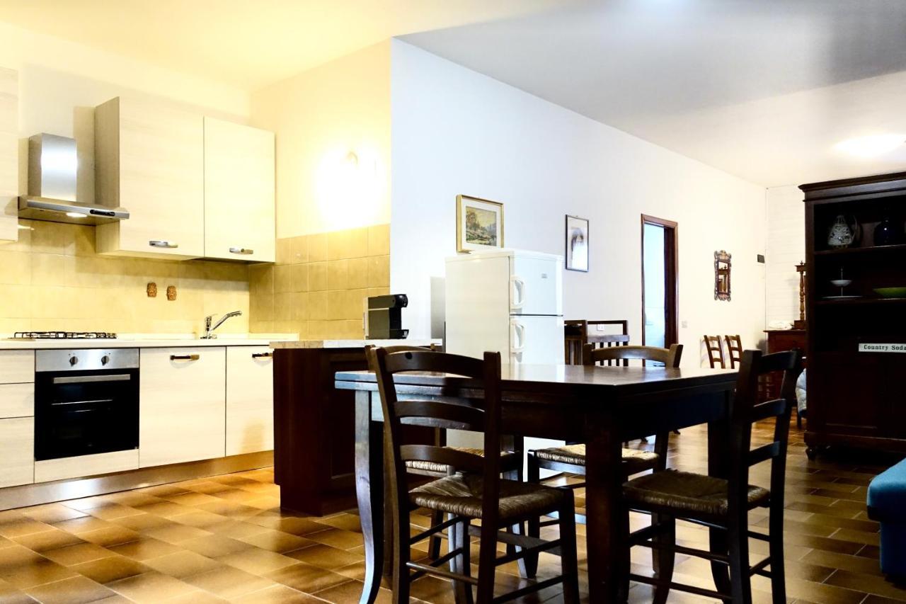 Agriturismo Montioni Совичиле Екстериор снимка
