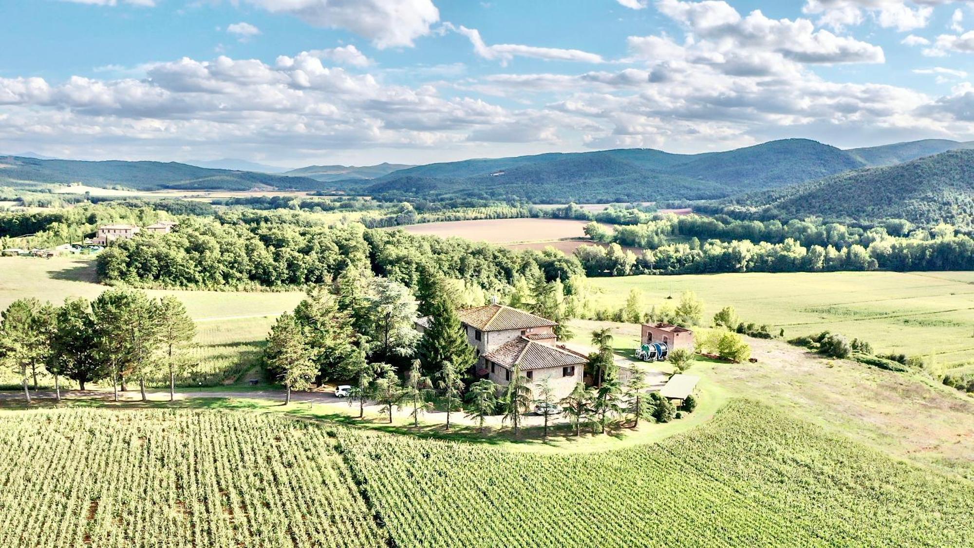 Agriturismo Montioni Совичиле Екстериор снимка